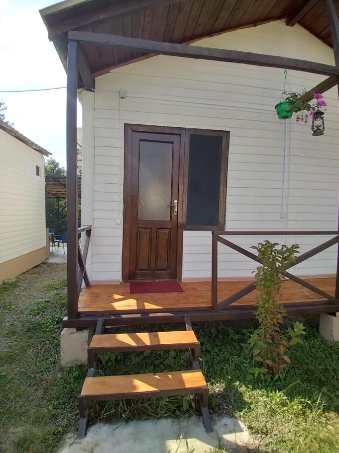 Апарт-Отель "У Речки" Kuchkisabano Extérieur photo